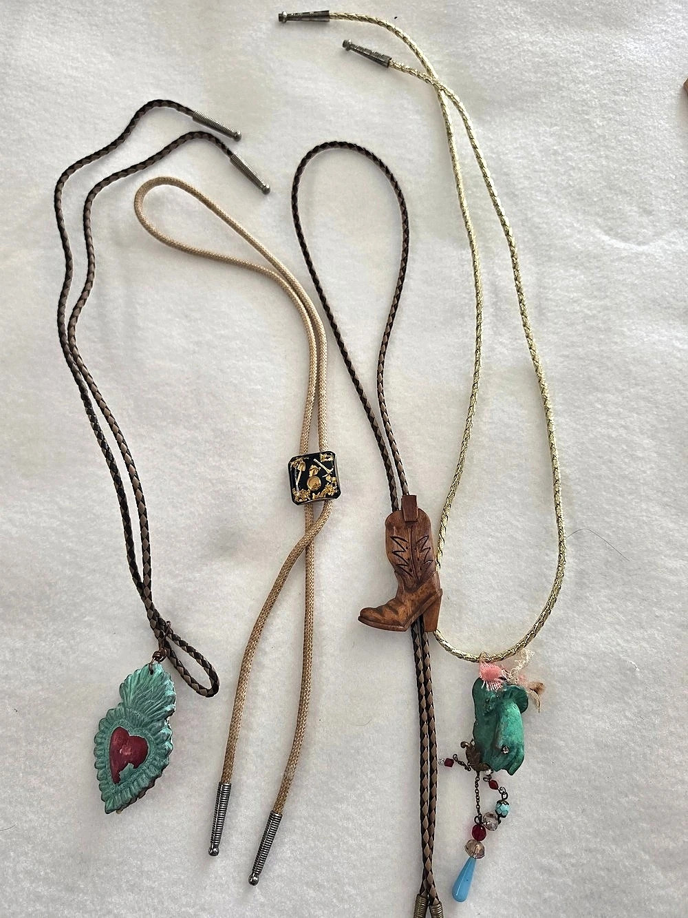 Pendant Necklace Set in Brown & Turquoise